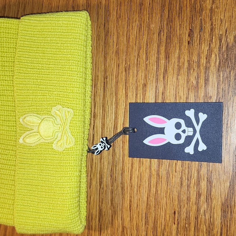 PSYCHO BUNNY 🐰 WINTER HAT - Picture 2 of 5